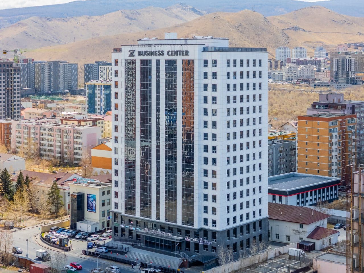 Z Business Center-т 16 давхарт оффисын талбай худалдана